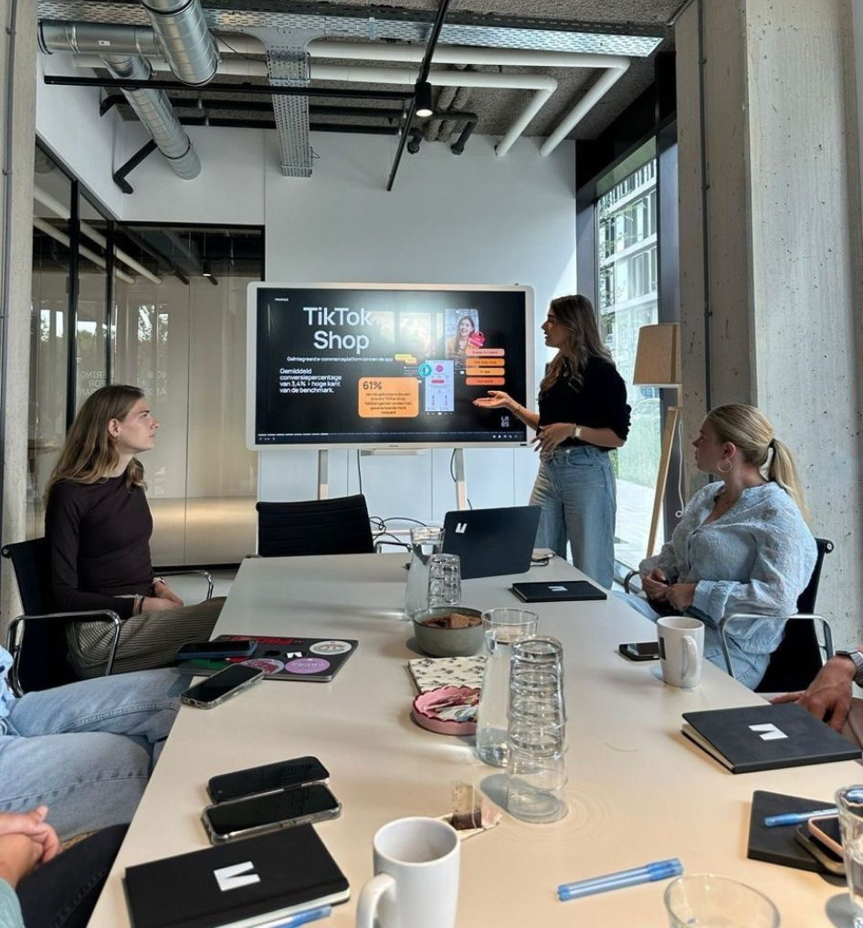 Social Media Management Image Description